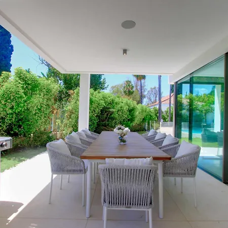Villa Contemporary & Very Spacious Puerto Banus *